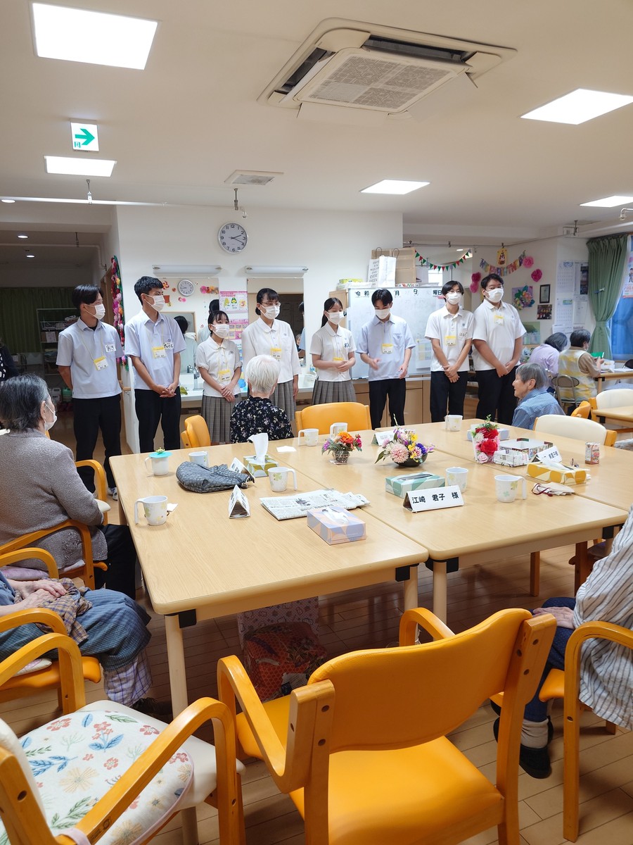 久留米学園高校のみなさんが遊びに来てくれました♪