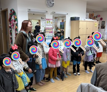 ひだまりのイベント紹介｜日善幼稚園の慰問